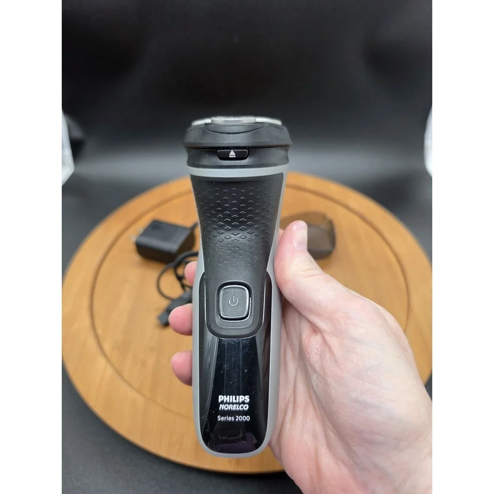 Philips Norelco Series 2000 Cordless Men's Trimmer Shaver Beard‎
